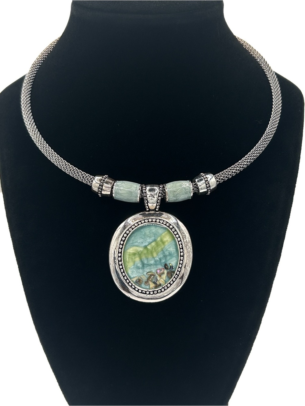 Vintage 1990s HM Maker Aqua Resin Abalone Shell Pendant Choker Necklace